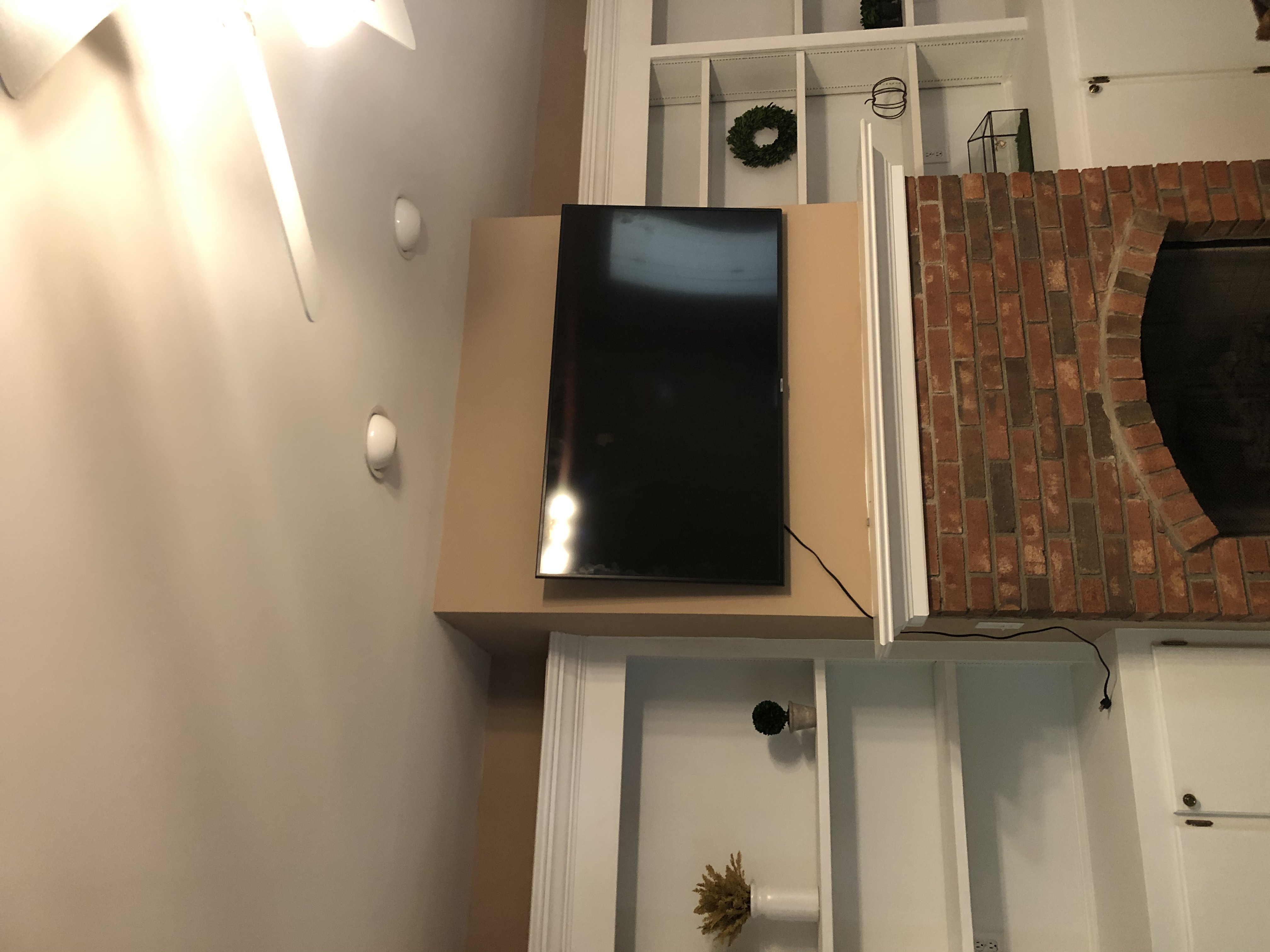 Fixed TV mounting on drywall wall in living room, Columbia SC