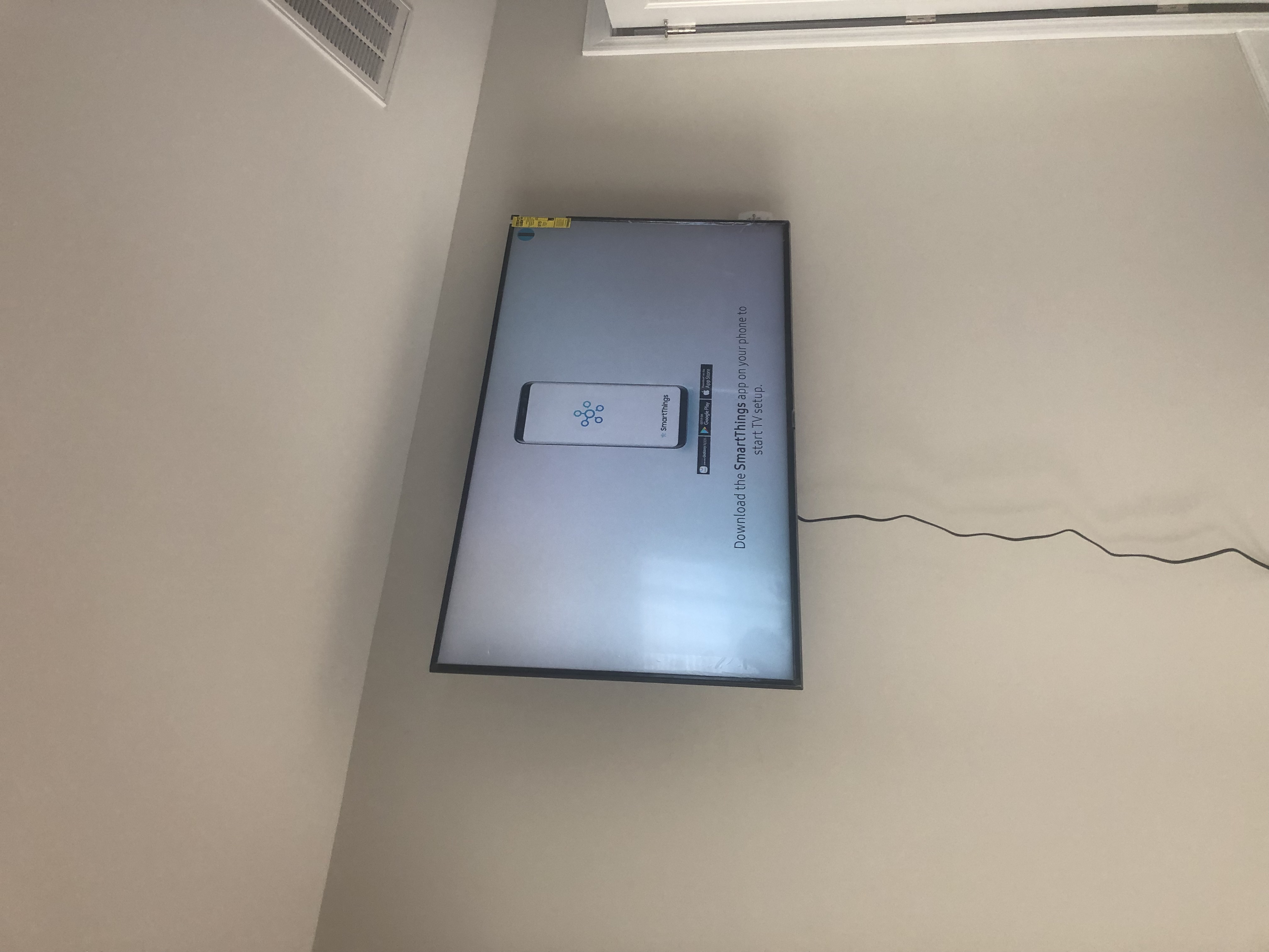 Tilting TV mounting on drywall wall in living room, Charleston SC