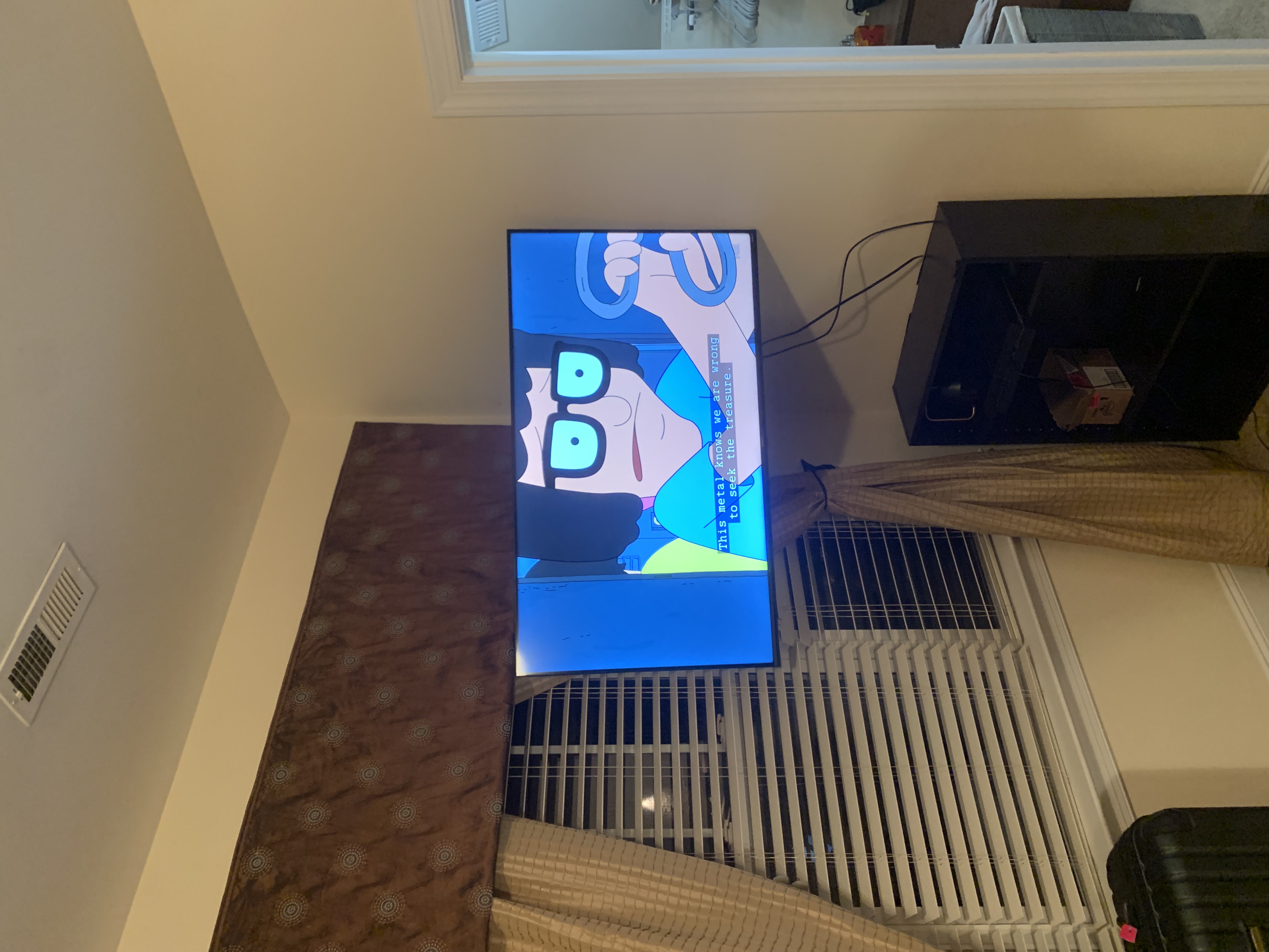 Fixed TV mounting on drywall wall in living room, Charleston SC