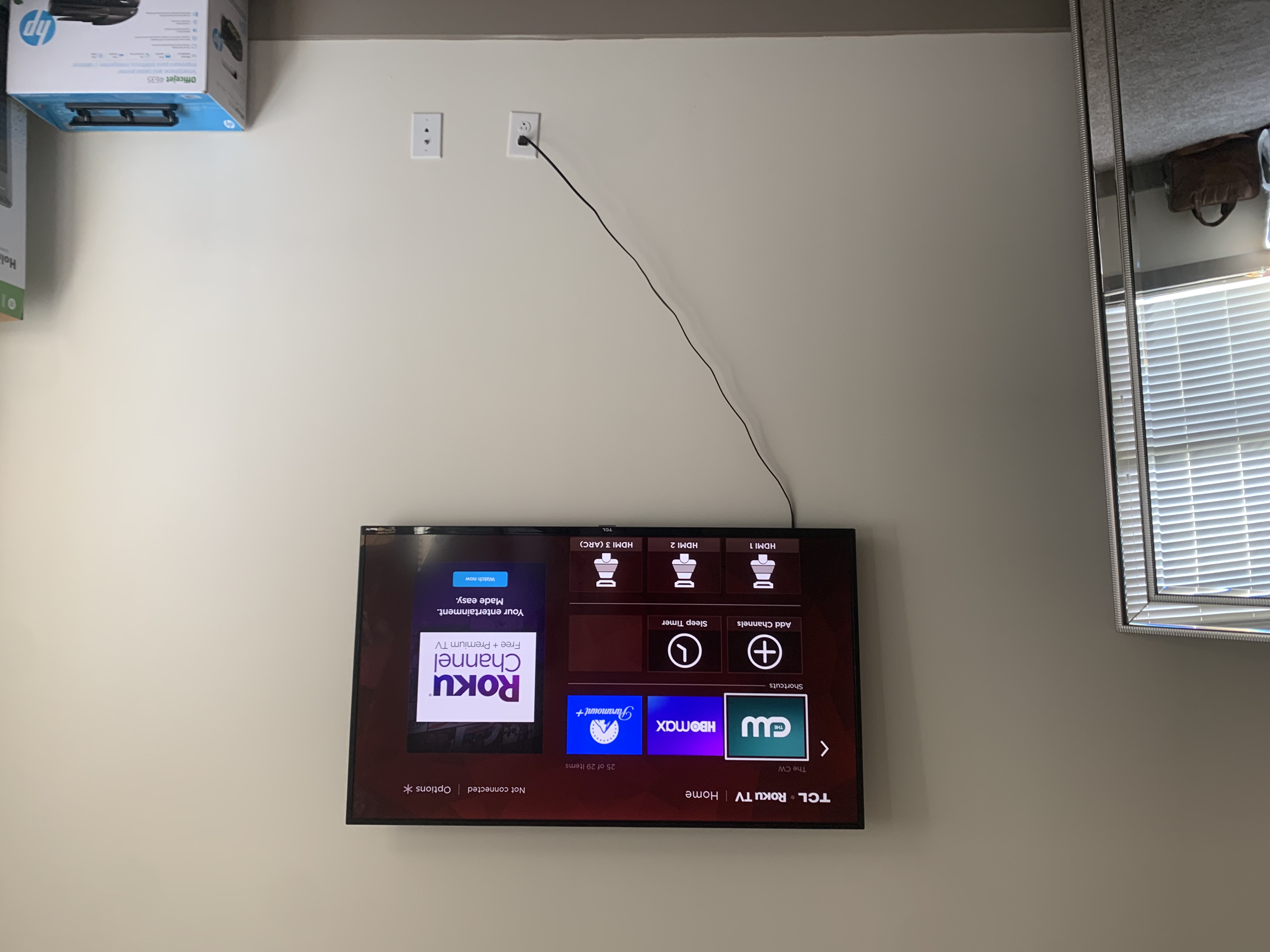 Tilting TV mounting on drywall wall in living room, Charleston SC