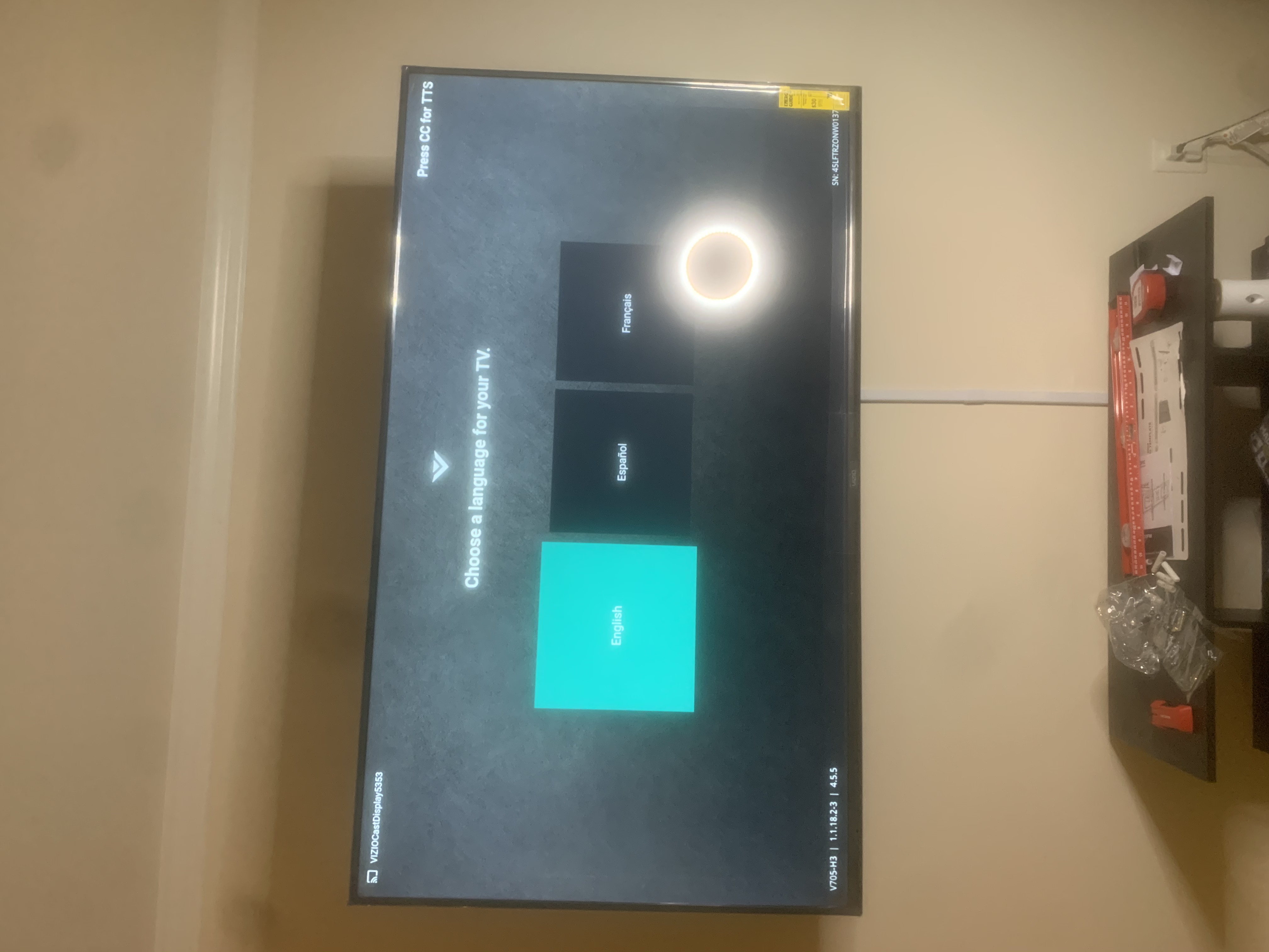 Tilting TV mounting on drywall wall in living room, Charleston SC