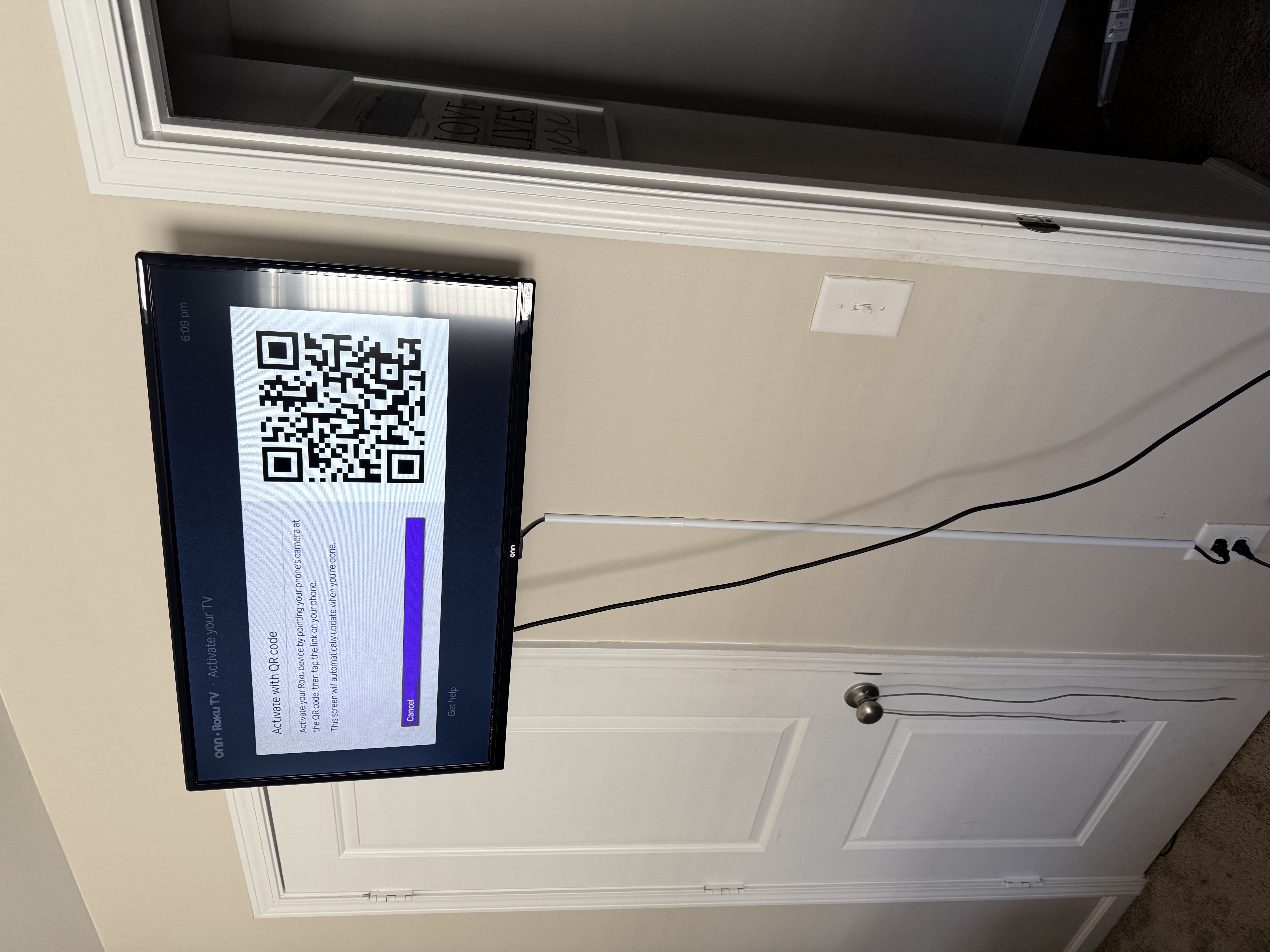 Tilting TV mounting on drywall wall in living room, Columbia SC